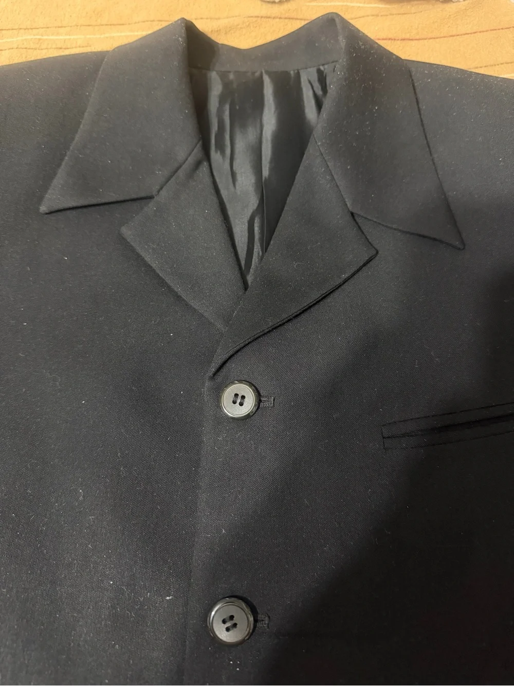 Men's Black four Button Blazer no vent flaps in rear. ☑️